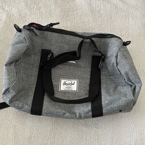 Hershel grey small duffel, NWOT